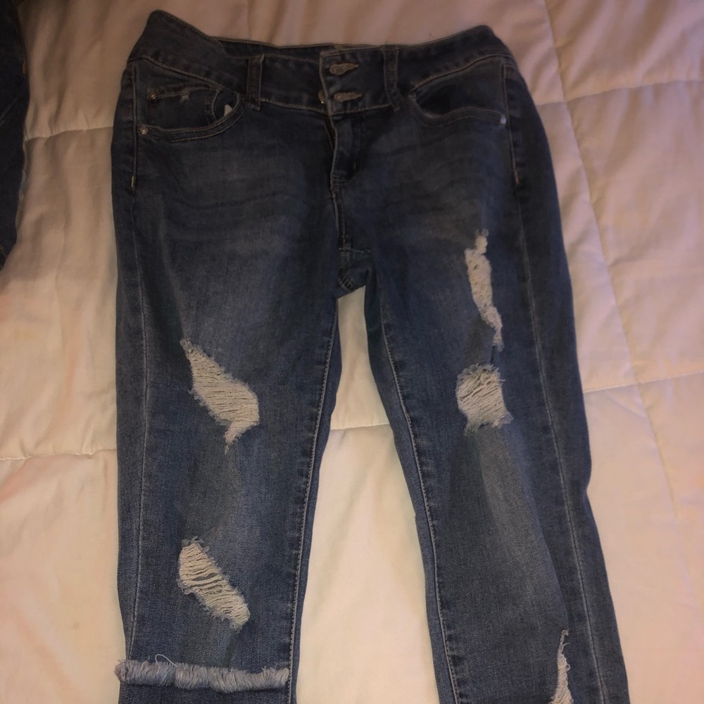 Ripped/frayed Jeans